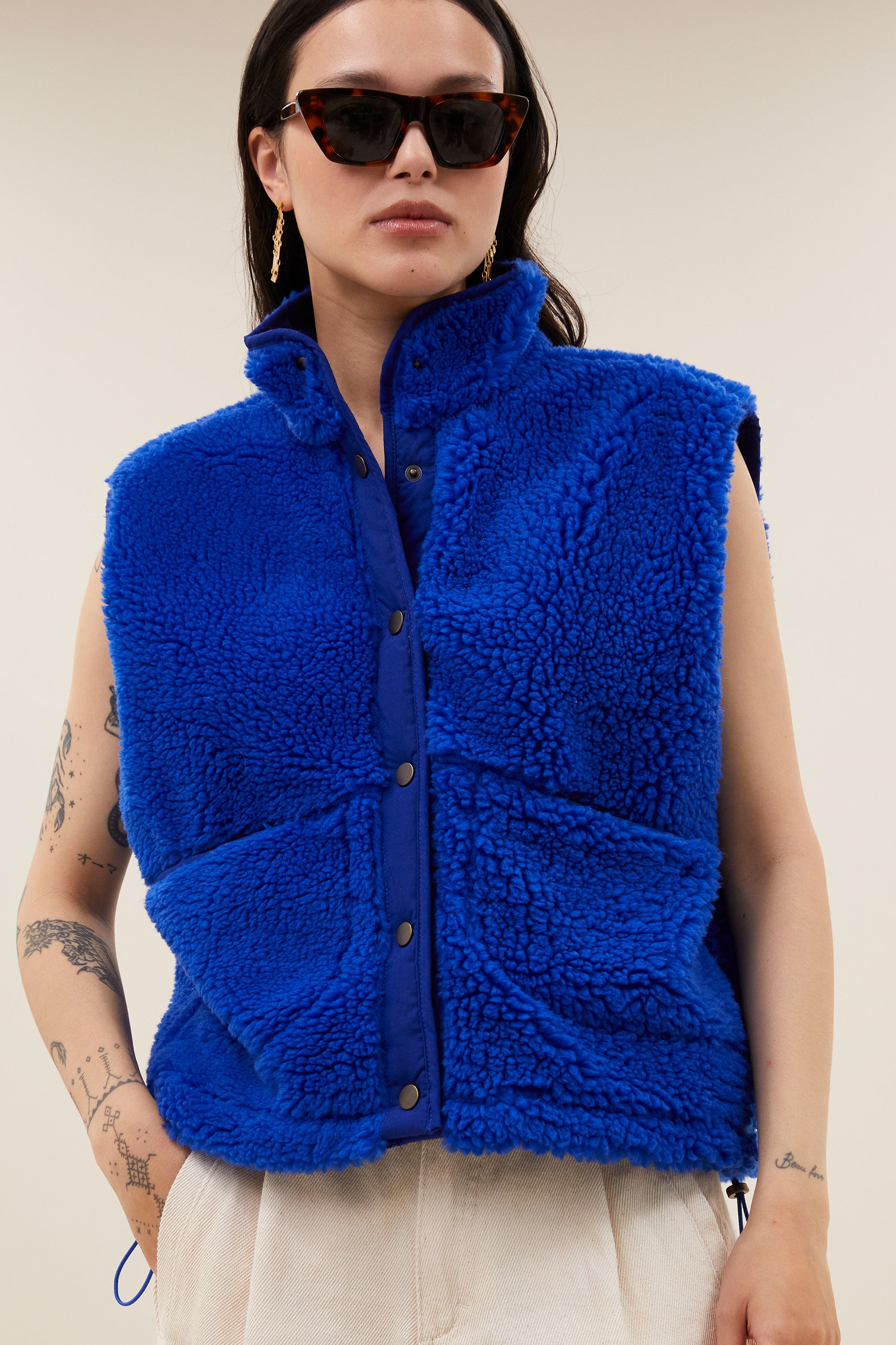 Steve Sleeveless Jacket