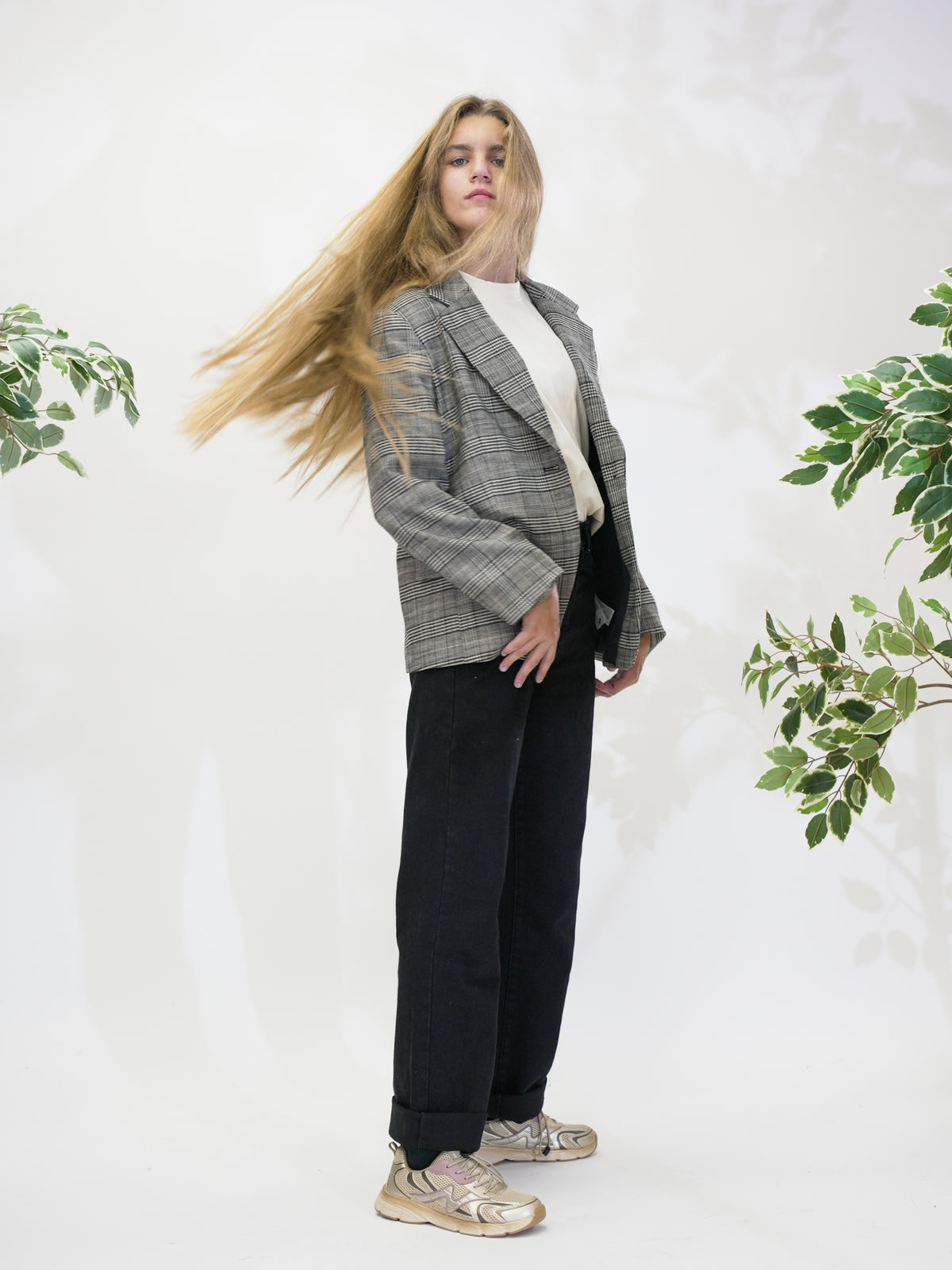 Yun check blazer