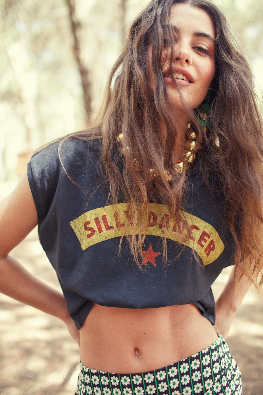 Sleeveless T-Shirt – "Silly Dancer" Print