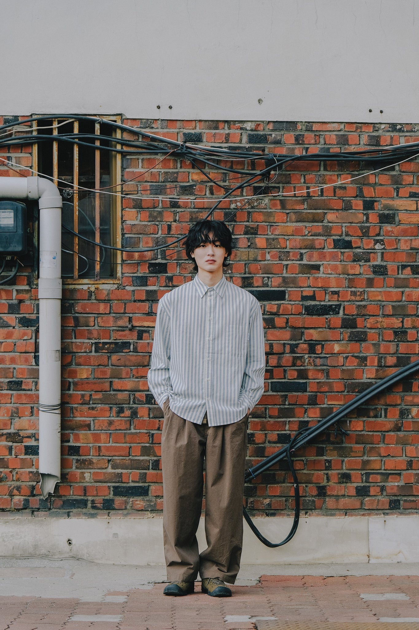 Two tuck wide pants brown - one size