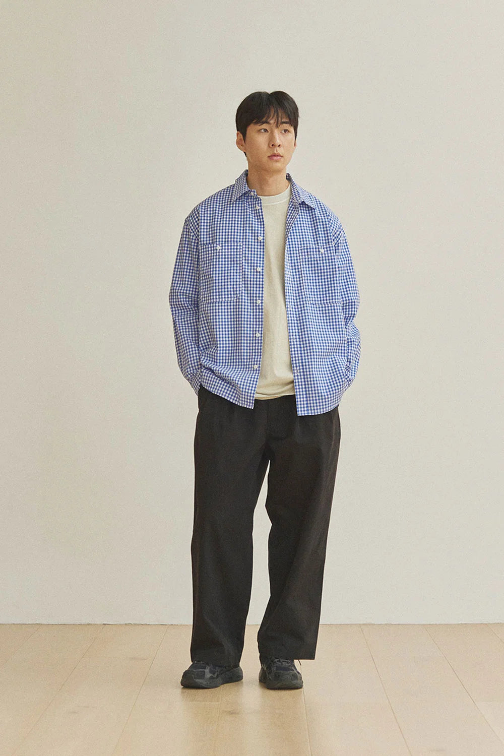Two tuck wide pants black - one size