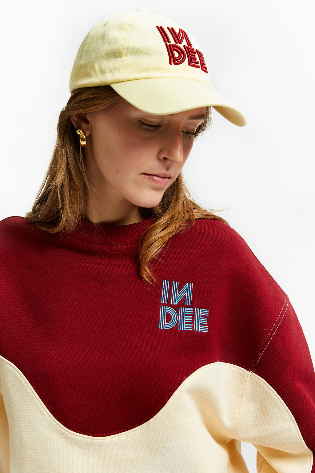 VENUS – Sweatshirt with Embroidery