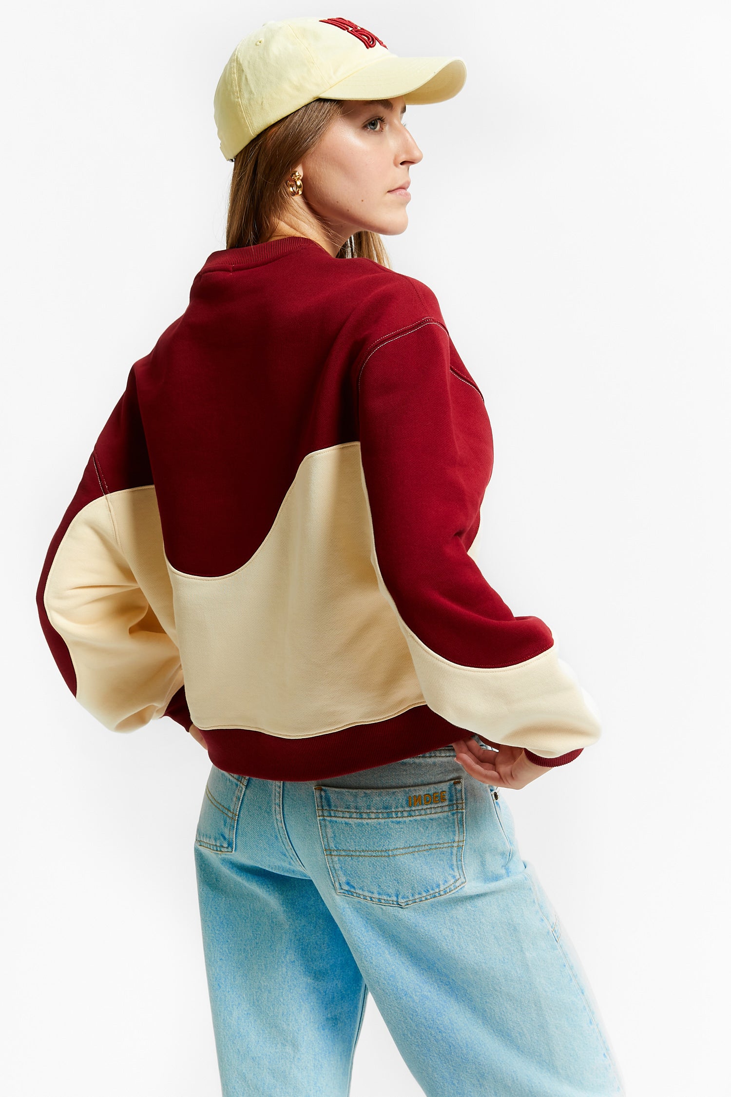 VENUS – Sweatshirt with Embroidery