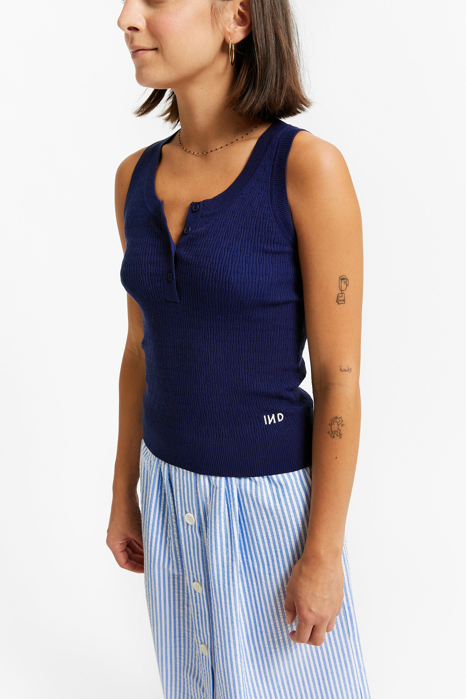 VOLGA – Knitted Tank Top Round Neck